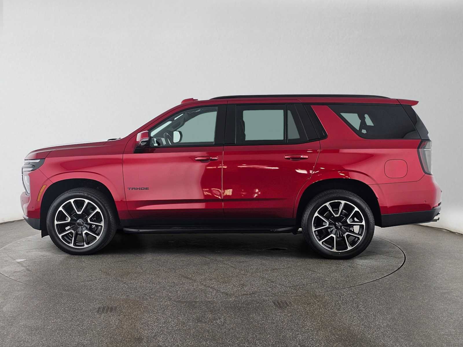New 2026 Chevrolet Tahoe RST w/ Advanced Technology Package AWD/4WD image 6