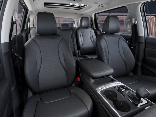 Certified 2026 Kia Carnival SX FWD image 19