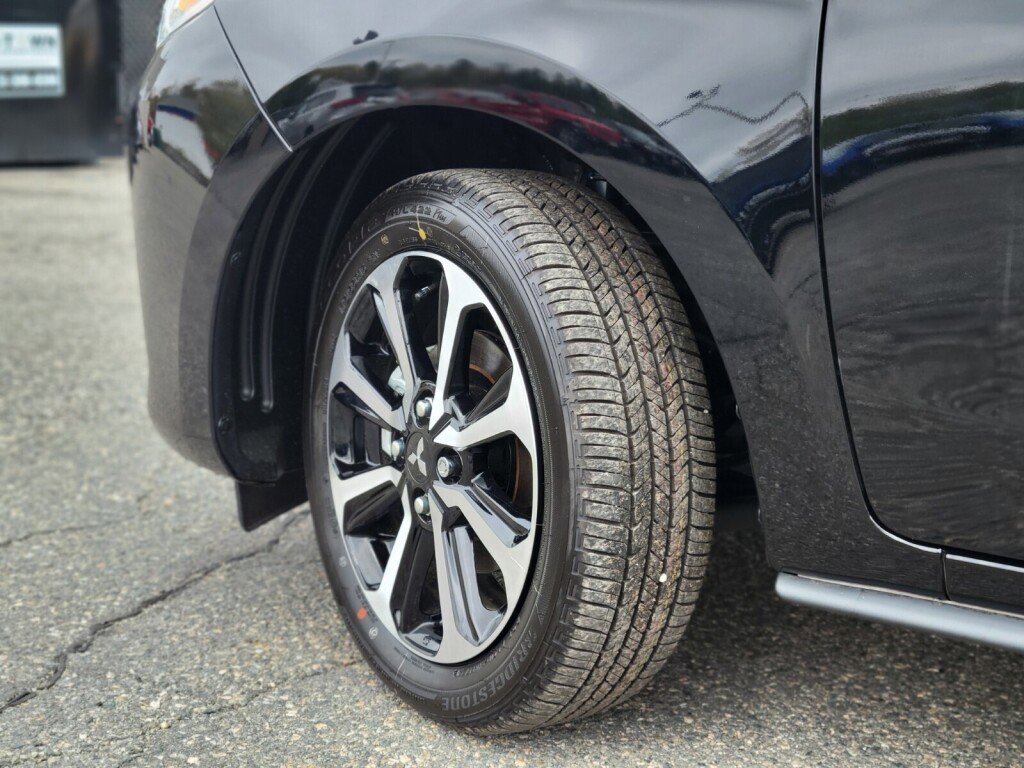 New 2024 Mitsubishi Mirage SE image 30