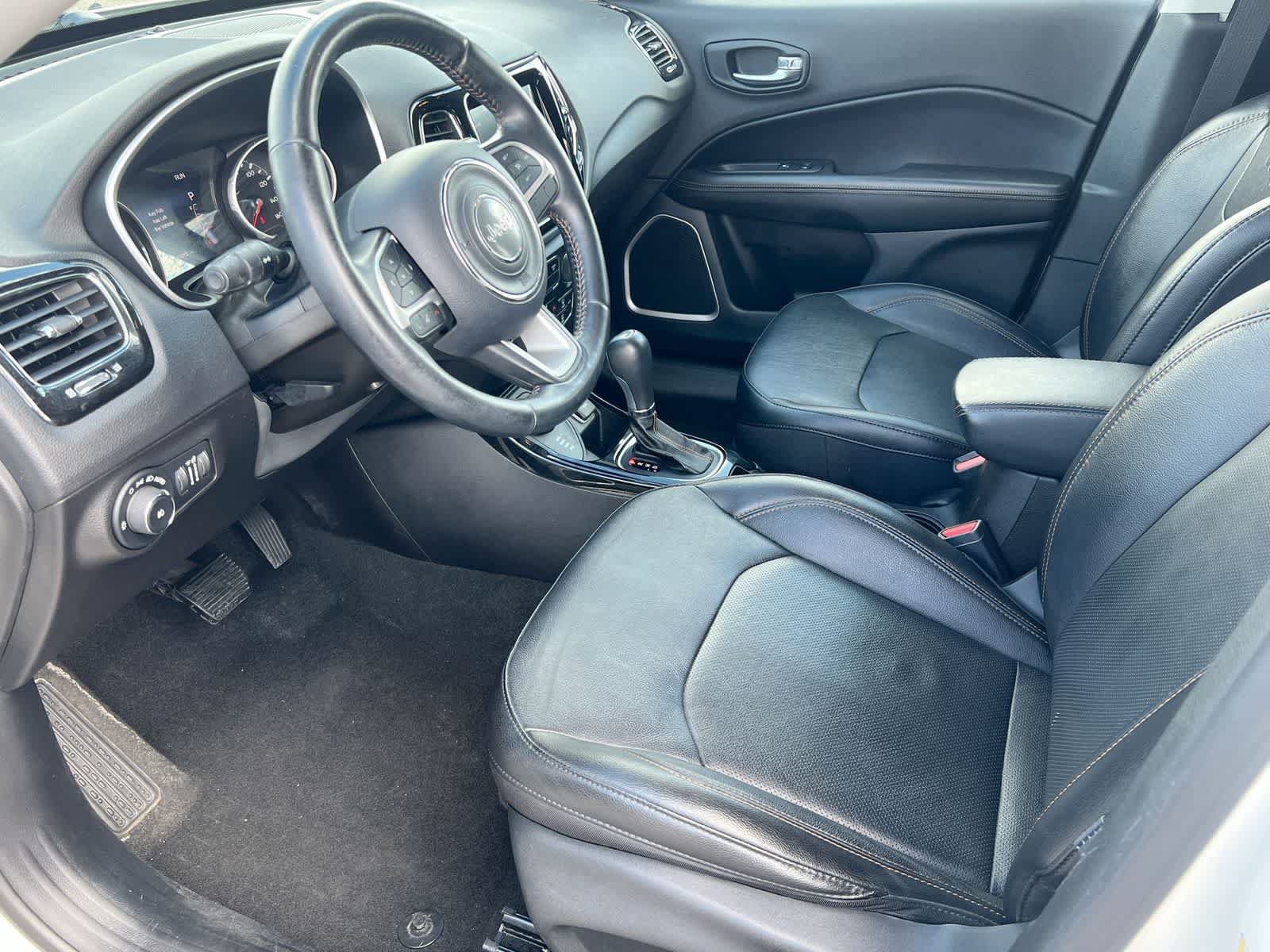 Used 2020 Jeep Compass Limited AWD/4WD image 10