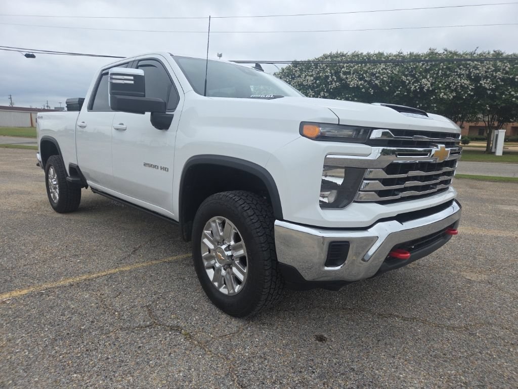 Used 2024 Chevrolet Silverado 2500 LT