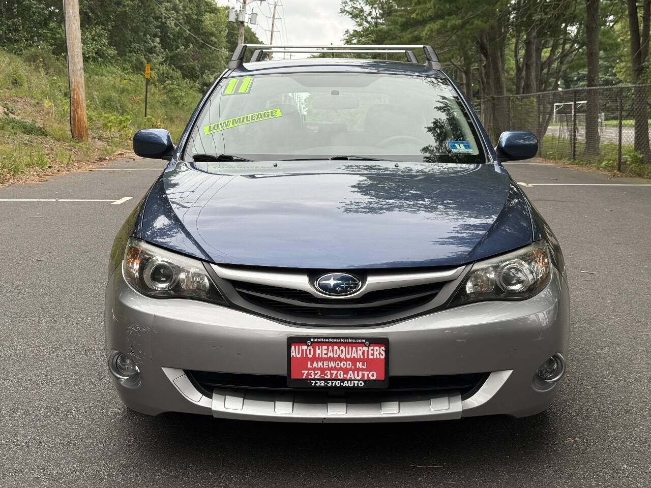 Used 2011 Subaru Impreza Outback Sport AWD/4WD image 2