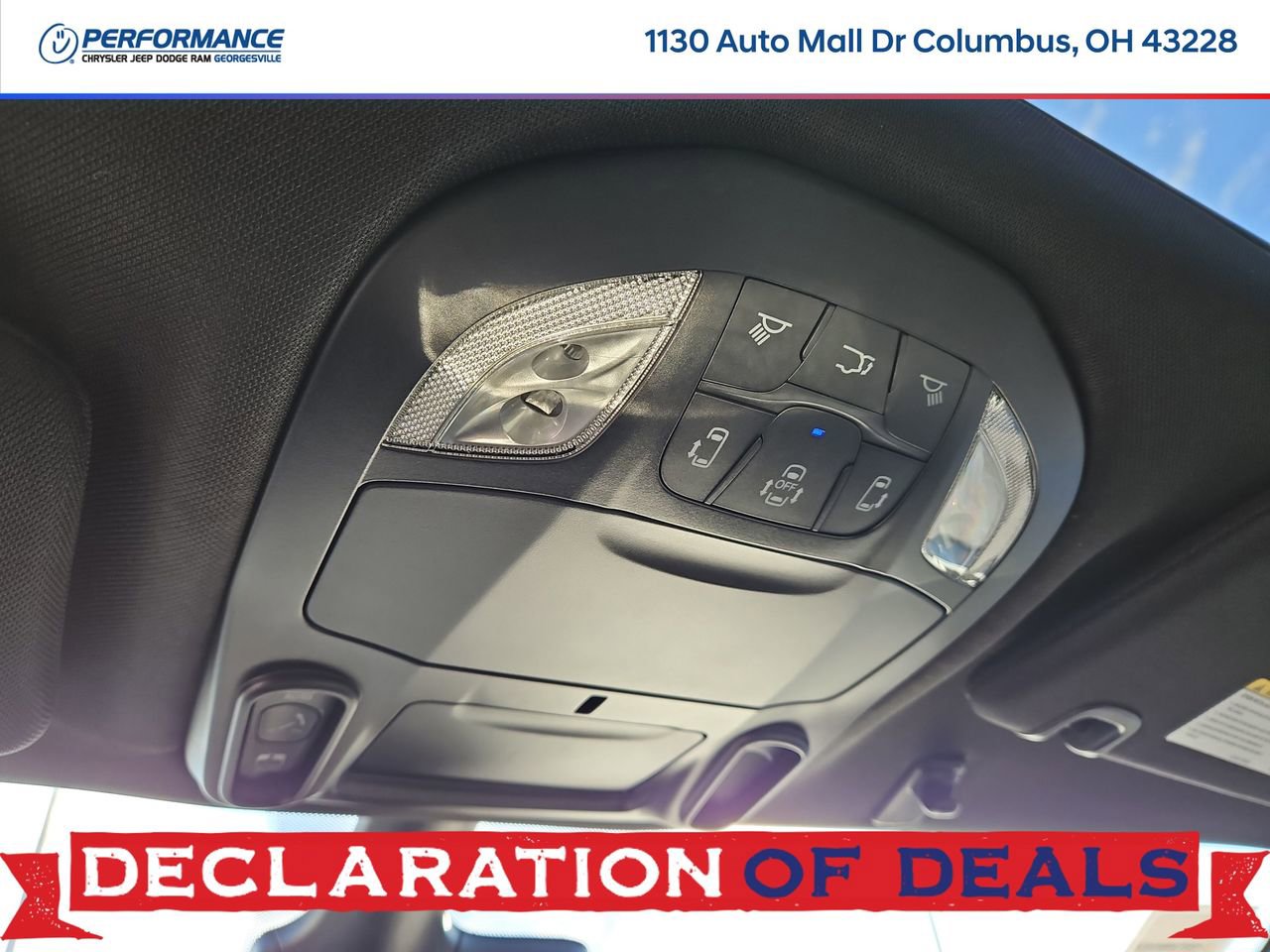 New 2026 Chrysler Pacifica Select AWD/4WD image 26