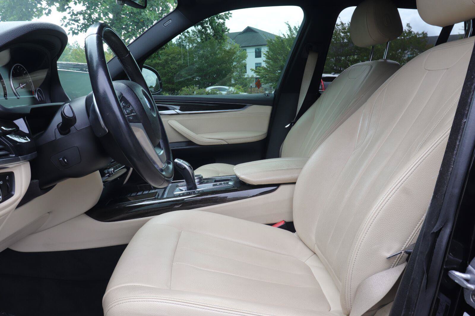 Used 2018 BMW X5 sDrive35i RWD image 10