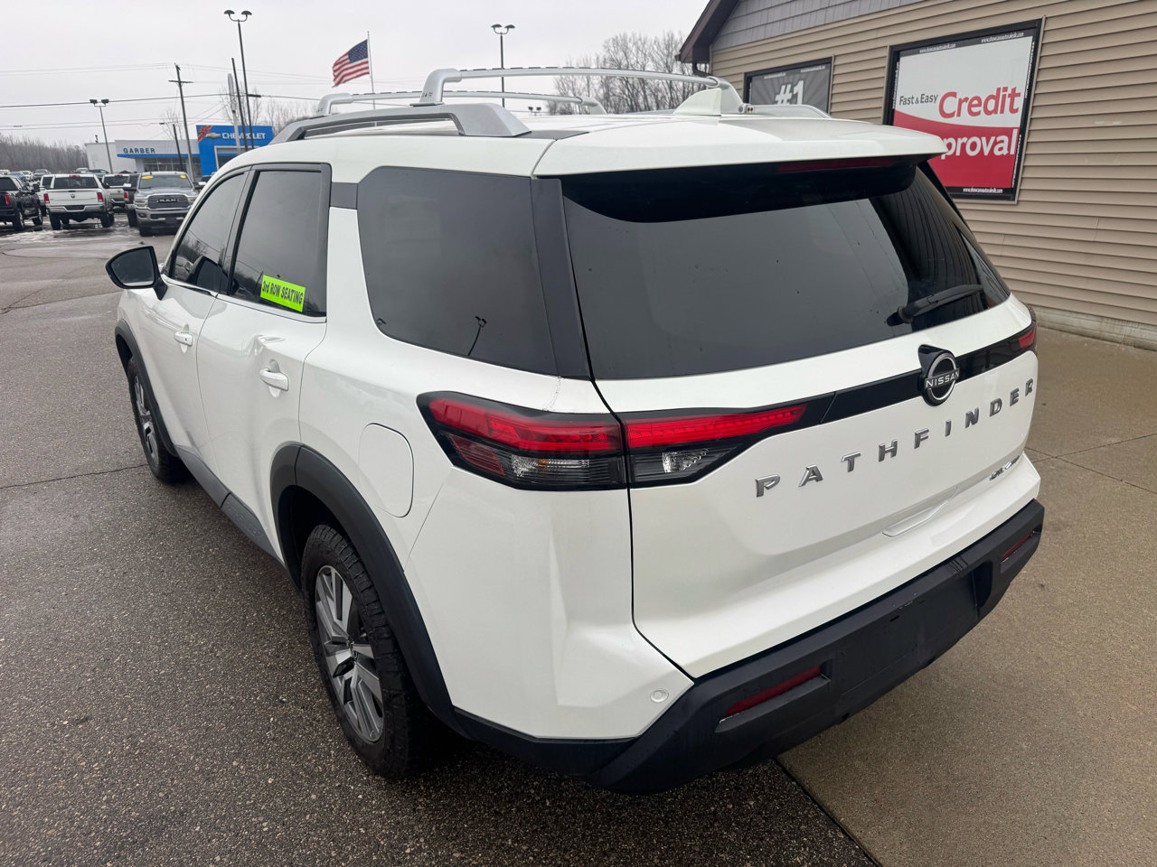 Used 2023 Nissan Pathfinder SL image 6