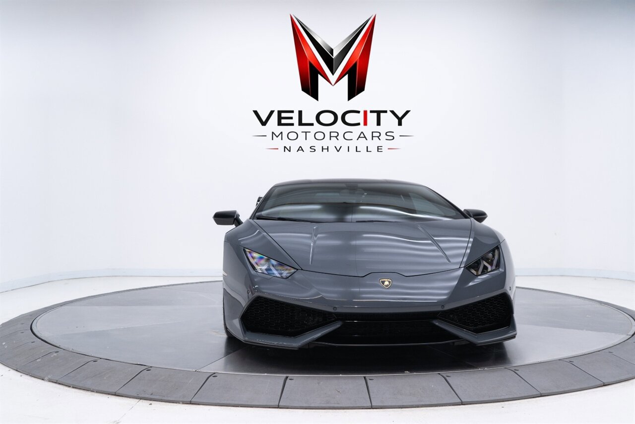 Used 2017 Lamborghini Huracan LP 610-4 AWD/4WD image 3