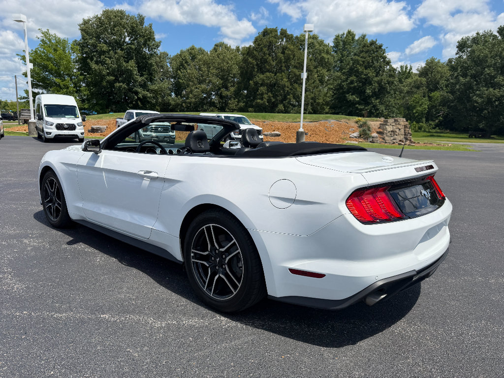Used 2018 Ford Mustang Premium RWD image 5
