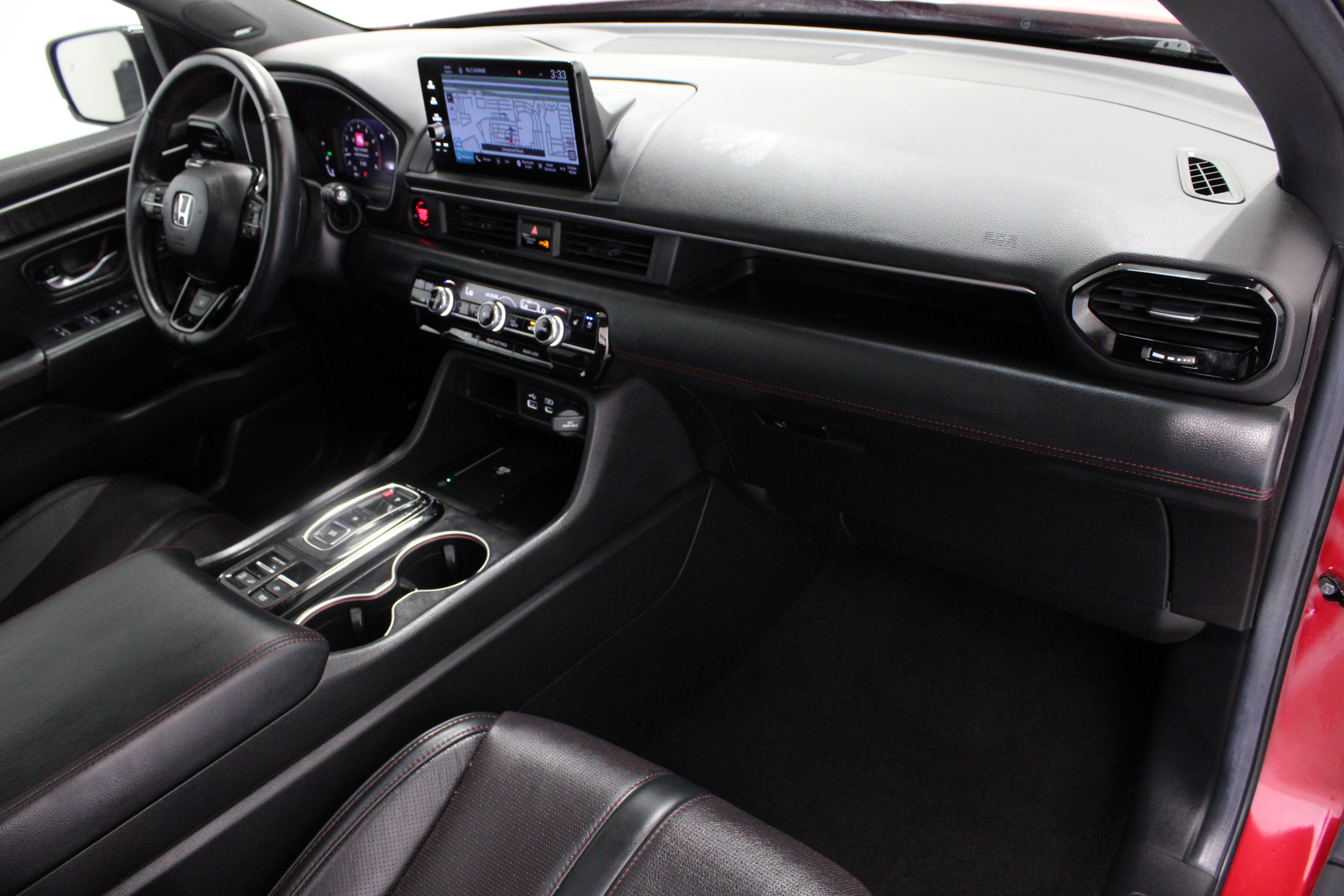 Used 2025 Honda Pilot Black Edition image 41