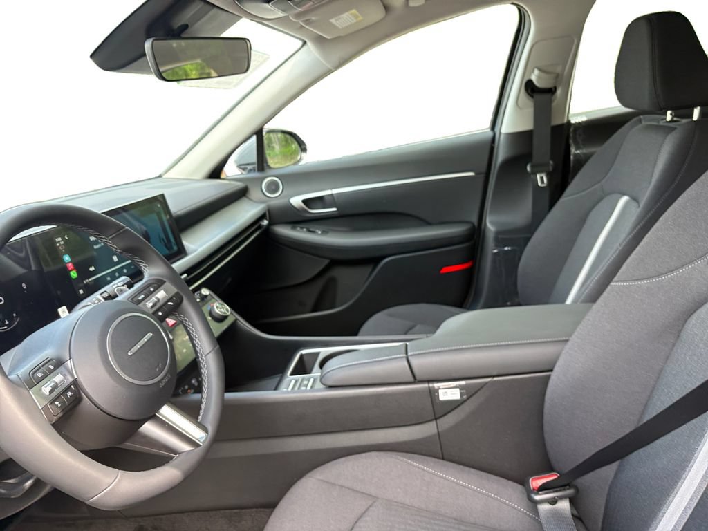 New 2026 Hyundai Sonata SEL FWD image 9