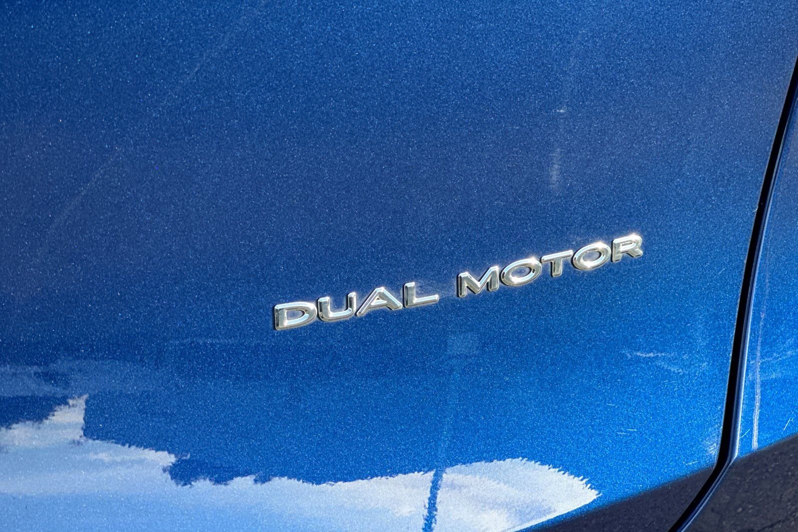 Used 2025 Tesla Model Y Long Range image 21