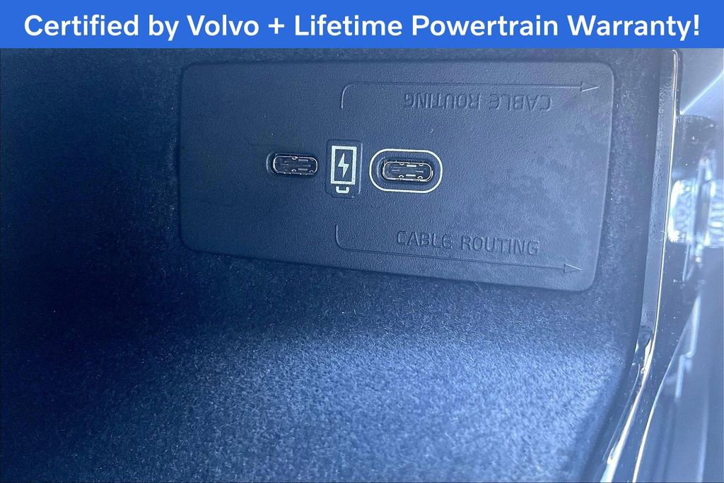 Used 2025 Volvo XC60 B5 Plus image 33