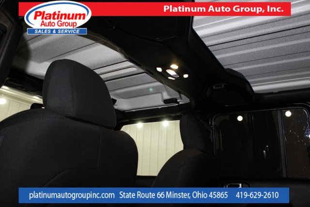 Used 2019 Jeep Wrangler Unlimited Sahara w/ Safety Group image 27