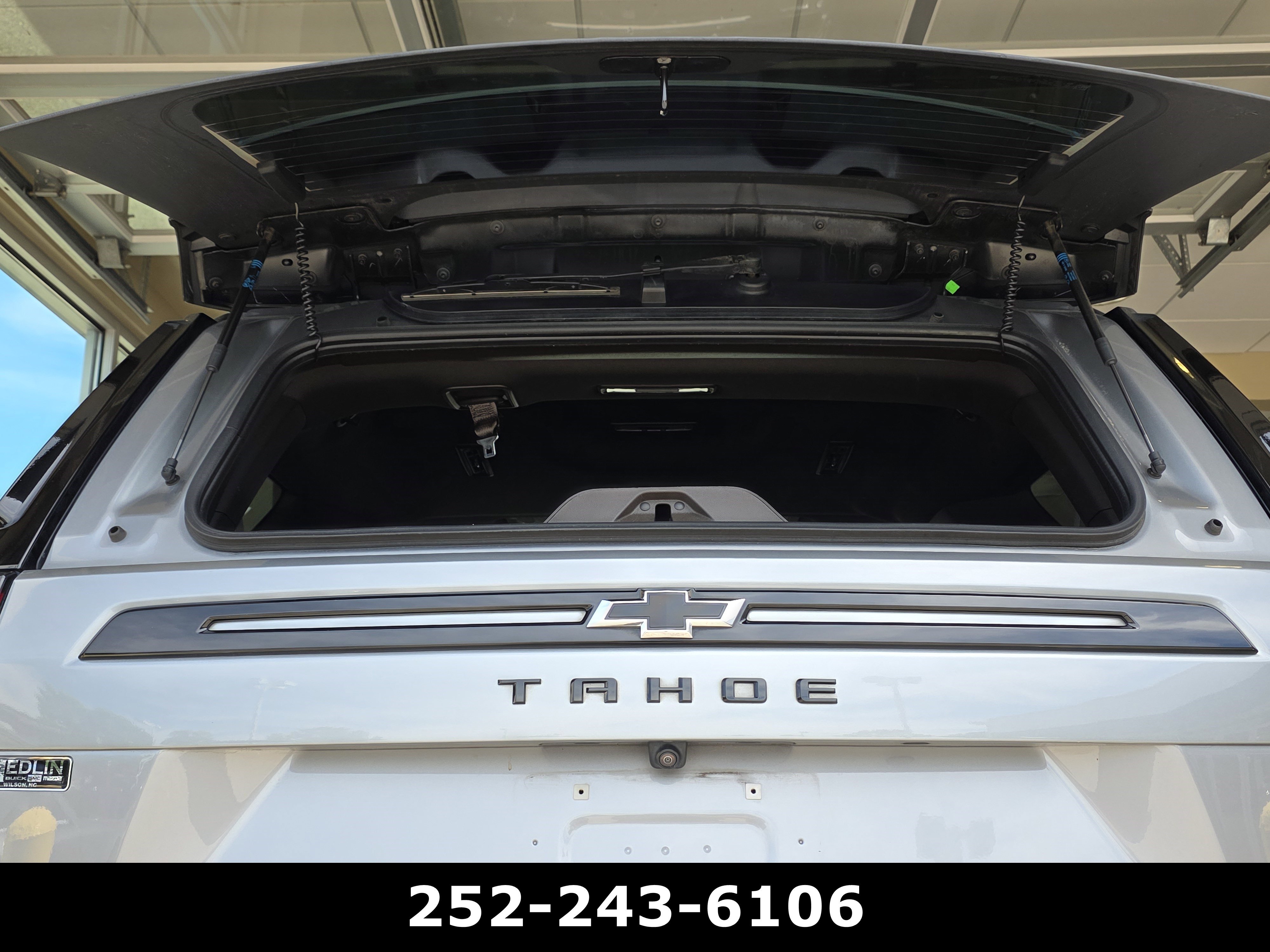 Used 2023 Chevrolet Tahoe Z71 AWD/4WD image 39