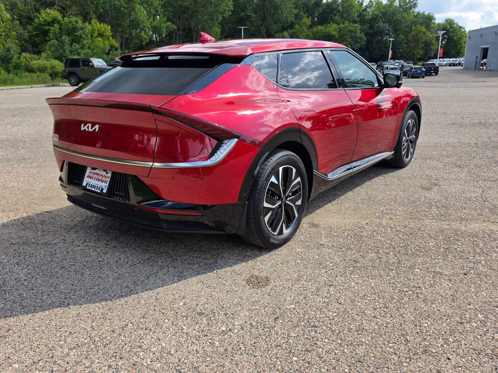 Used 2024 Kia EV6 Wind w/ Wind Technology Package AWD/4WD image 15