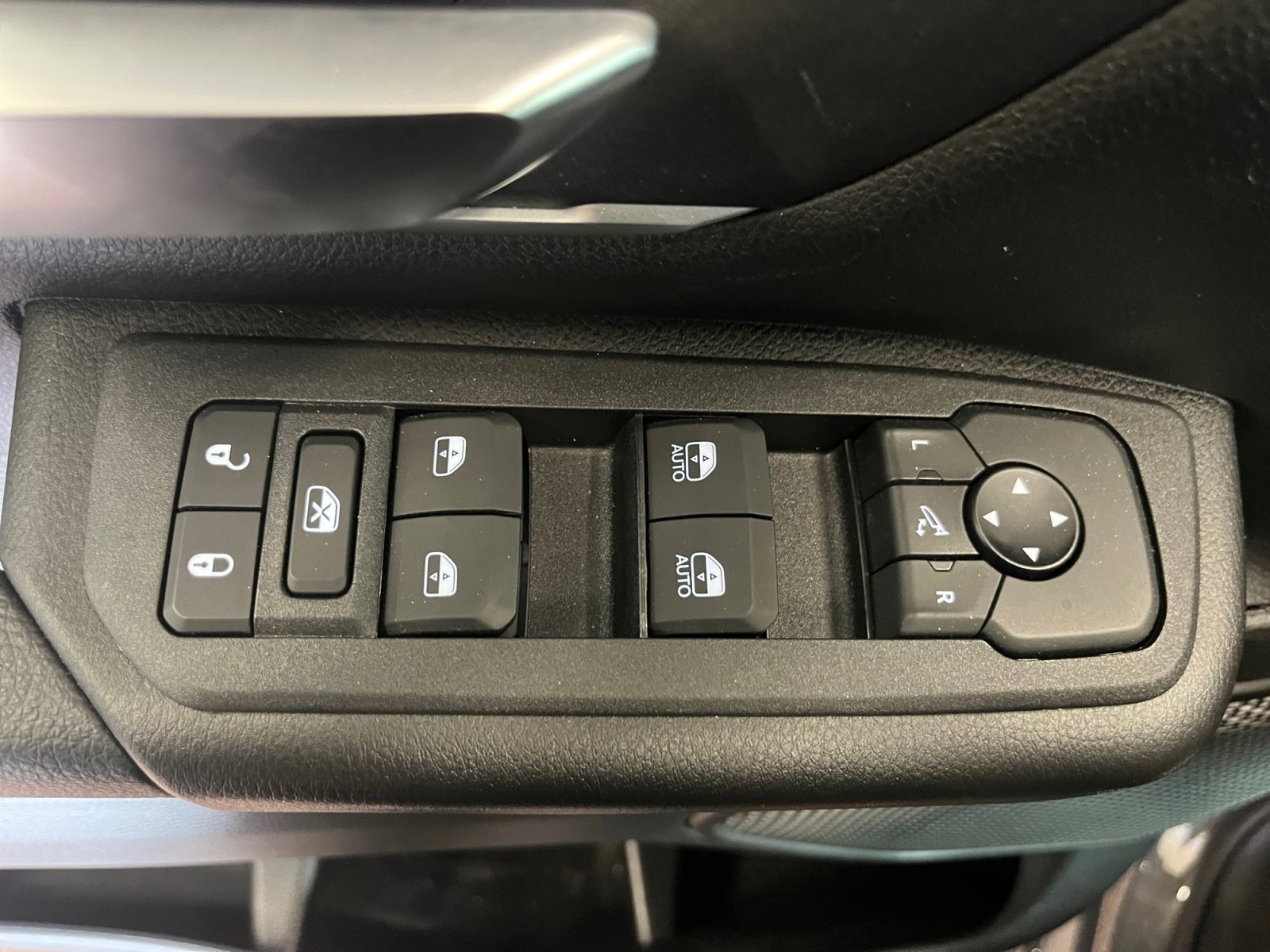 New 2025 RAM 1500 Big Horn image 13