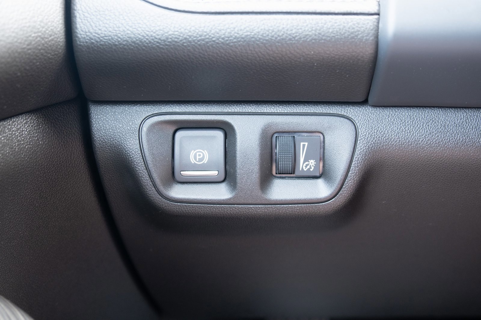 Used 2023 GMC Acadia SLT image 10