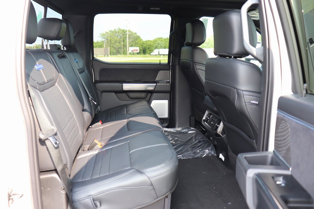 New 2025 Ford F250 Platinum image 21
