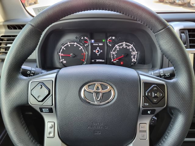 Used 2023 Toyota 4Runner SR5 AWD/4WD image 15