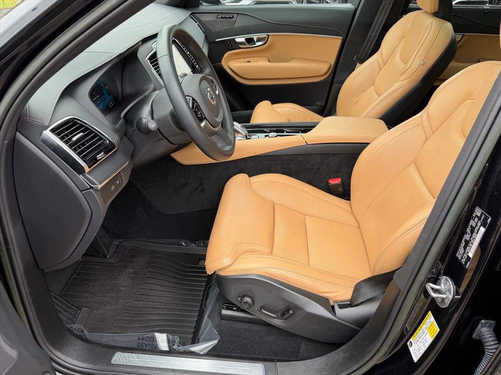 Certified 2023 Volvo XC90 T8 Ultimate w/ Protection Package AWD/4WD image 10