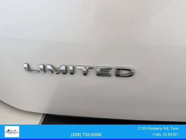 Used 2017 Ford Expedition Limited w/ Equipment Group 301A AWD/4WD image 25