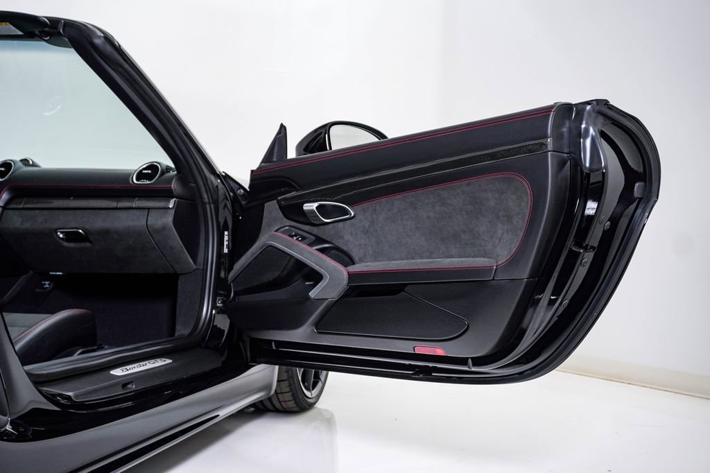 Certified 2025 Porsche 718 Boxster GTS RWD image 18
