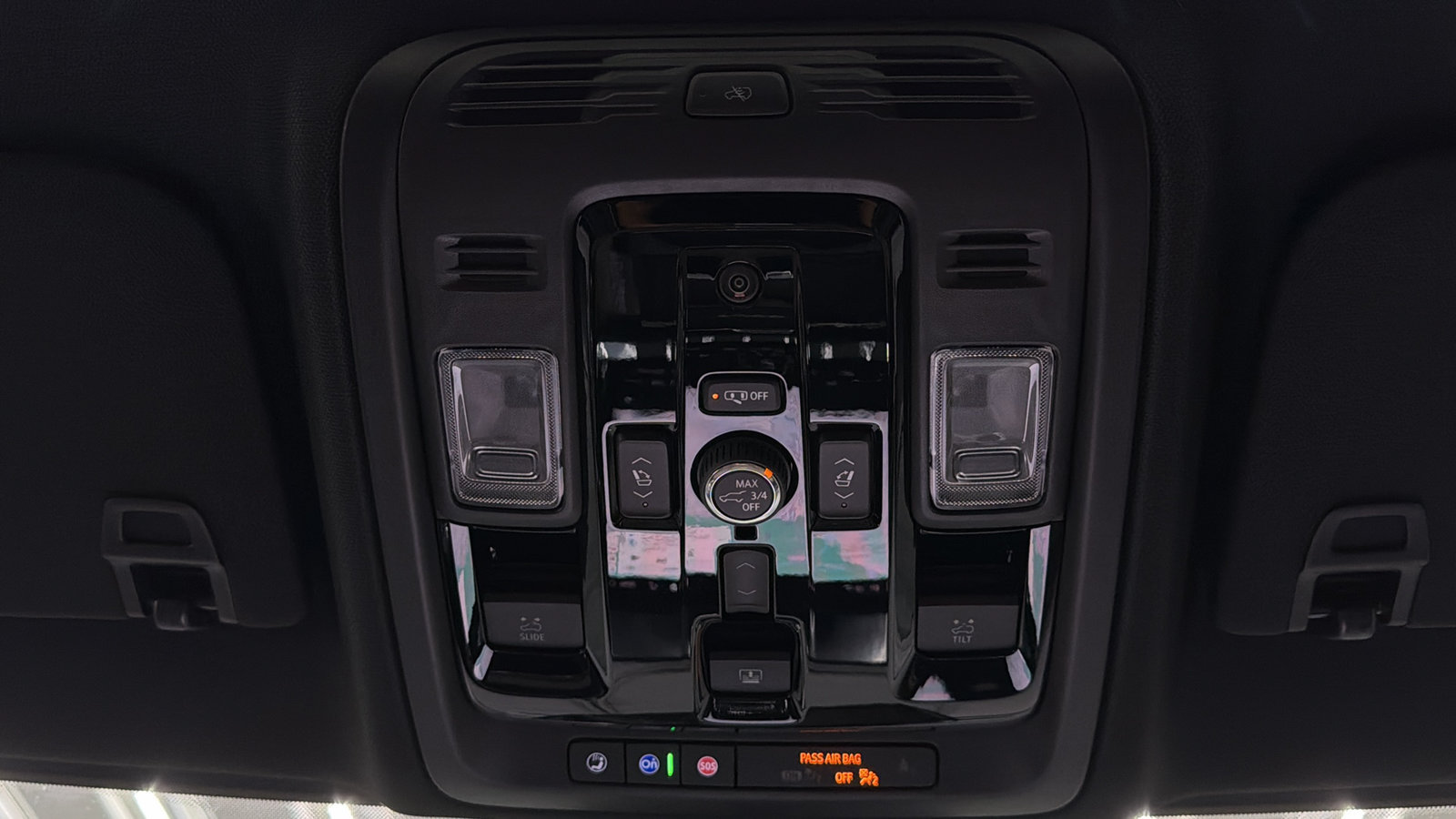 Used 2026 GMC Yukon Denali Ultimate w/ LPO, Floor Liner Package AWD/4WD image 32