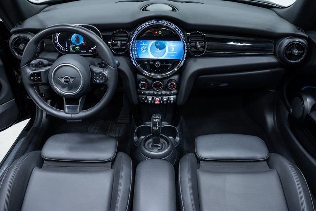 Used 2024 MINI Cooper S image 17