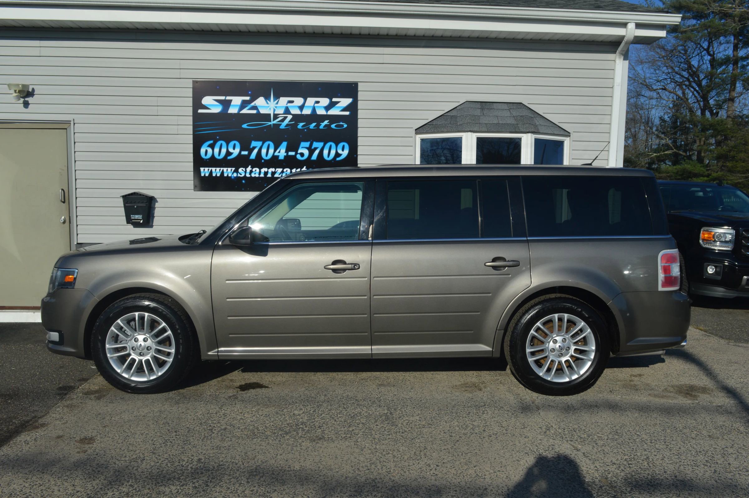Used 2013 Ford Flex SEL image 2