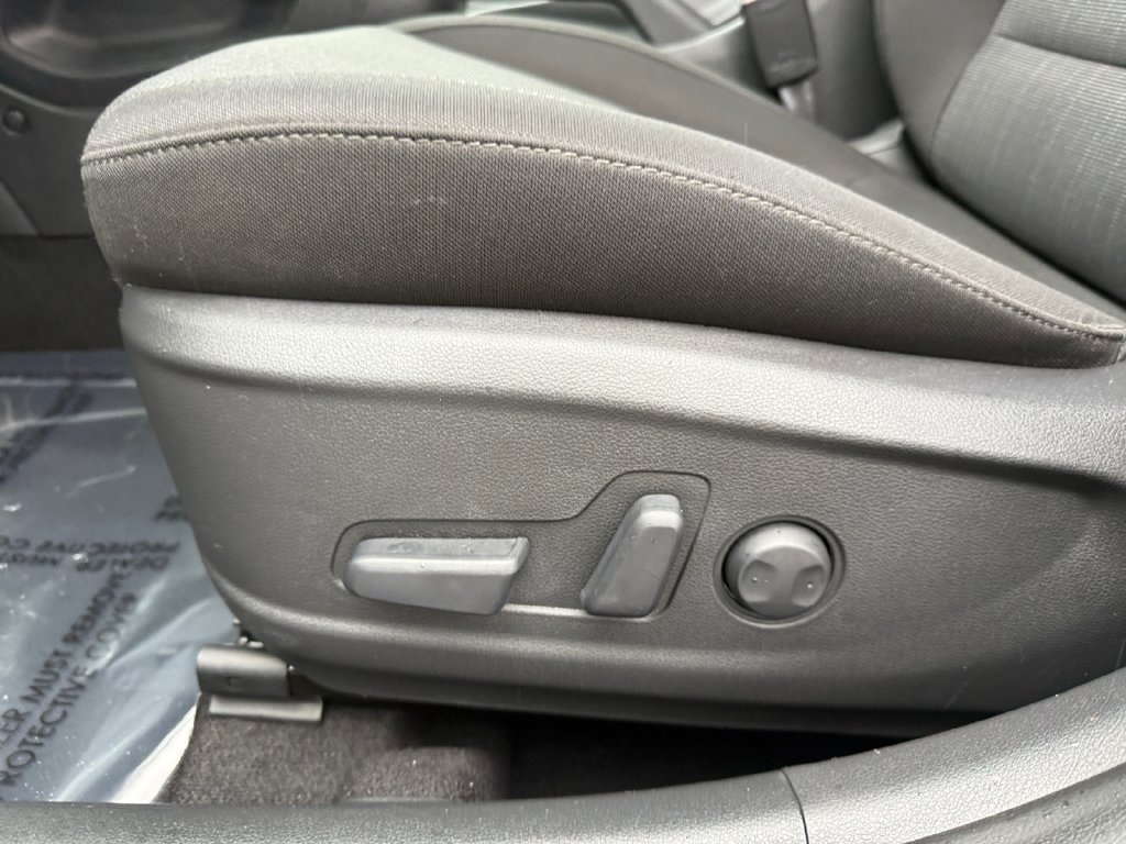 Used 2023 Hyundai Kona SEL AWD/4WD image 10