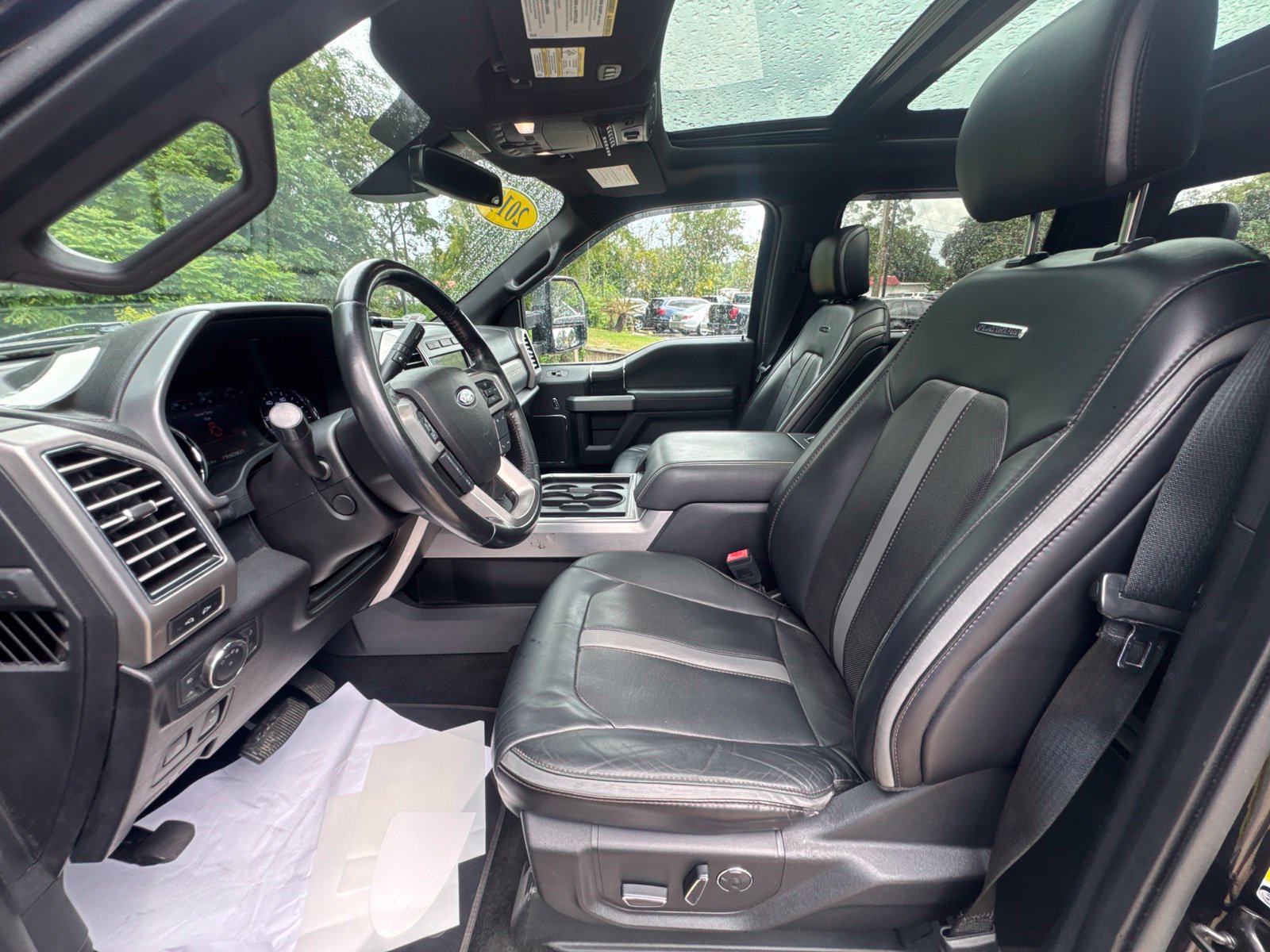 Used 2019 Ford F350 Platinum w/ Platinum Ultimate Package AWD/4WD image 16