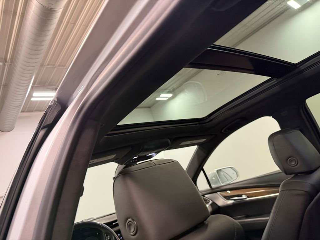 Used 2020 Cadillac XT5 Premium Luxury image 11