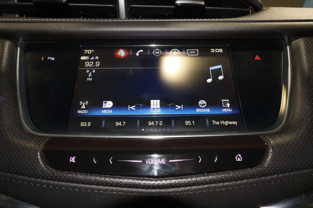 Used 2019 Cadillac XT5 FWD image 12