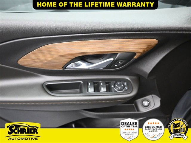 Used 2021 GMC Terrain SLE w/ Driver Convenience Package image 11