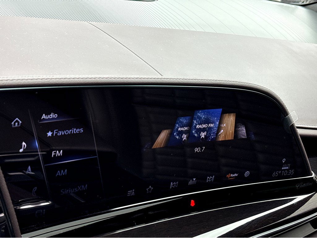 Certified 2024 Cadillac Escalade ESV Sport Platinum w/ LPO, ONYX Package image 10