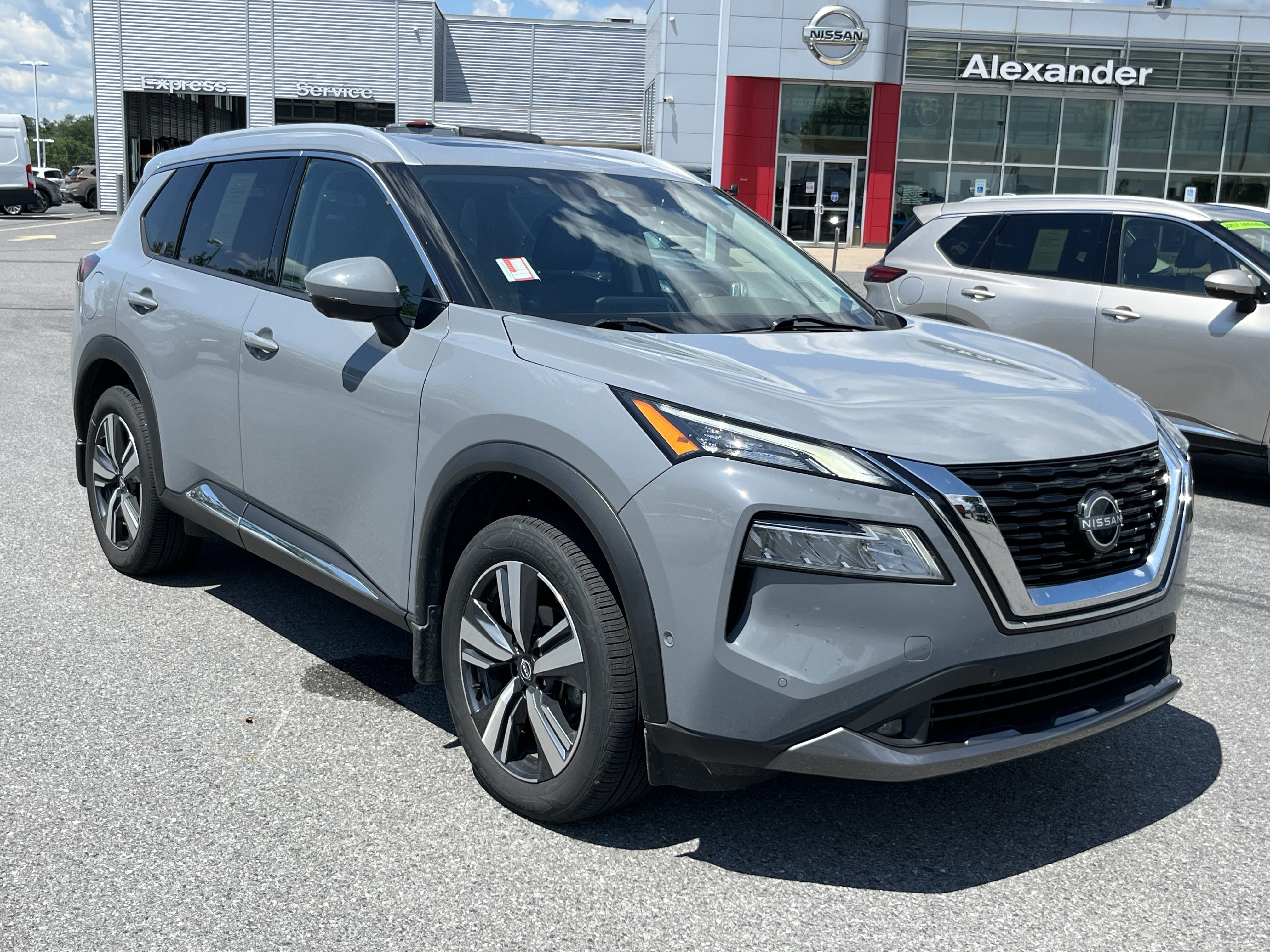 Used 2022 Nissan Rogue SL w/ SL Premium Package