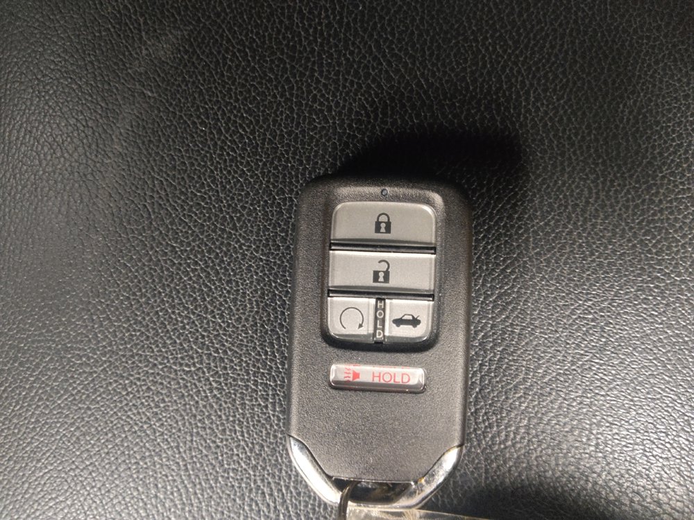 Used 2018 Honda Accord Sport image 32