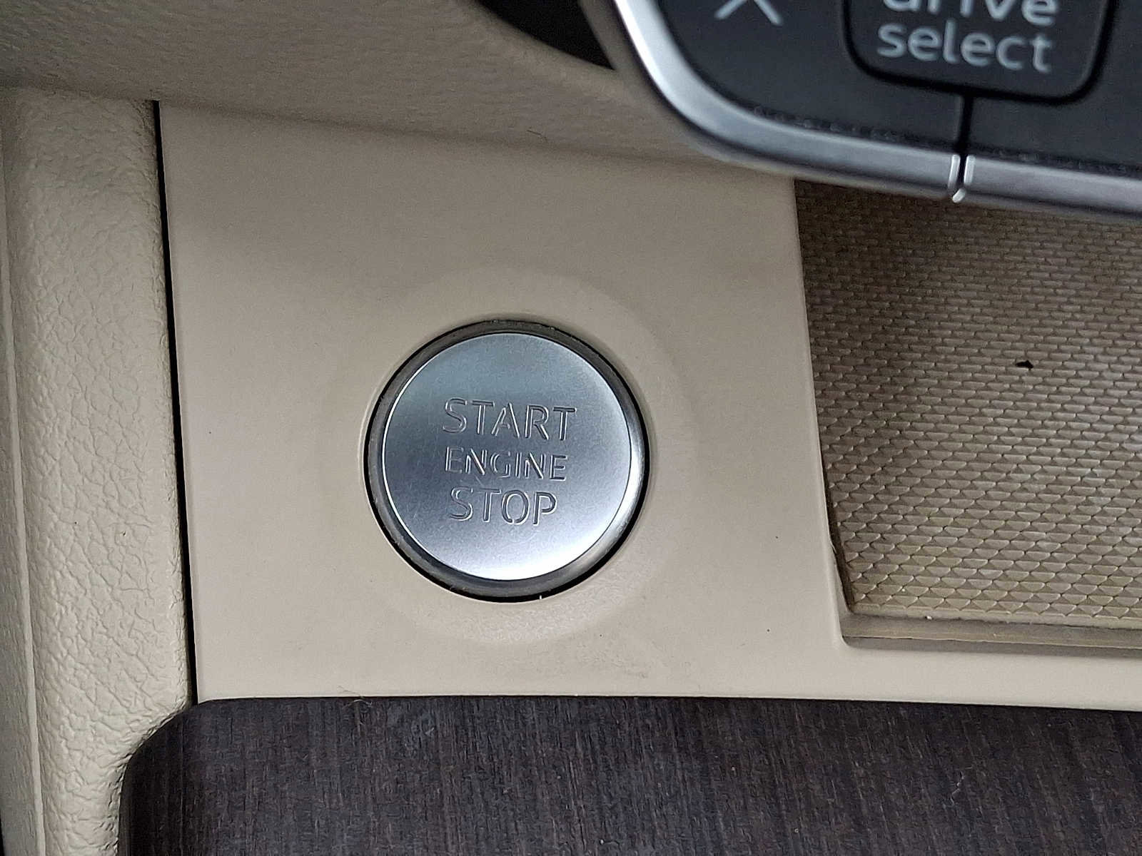 Used 2022 Audi Q5 2.0T Premium image 17