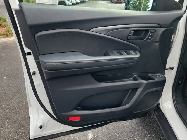 Used 2024 Honda Passport EX-L image 17