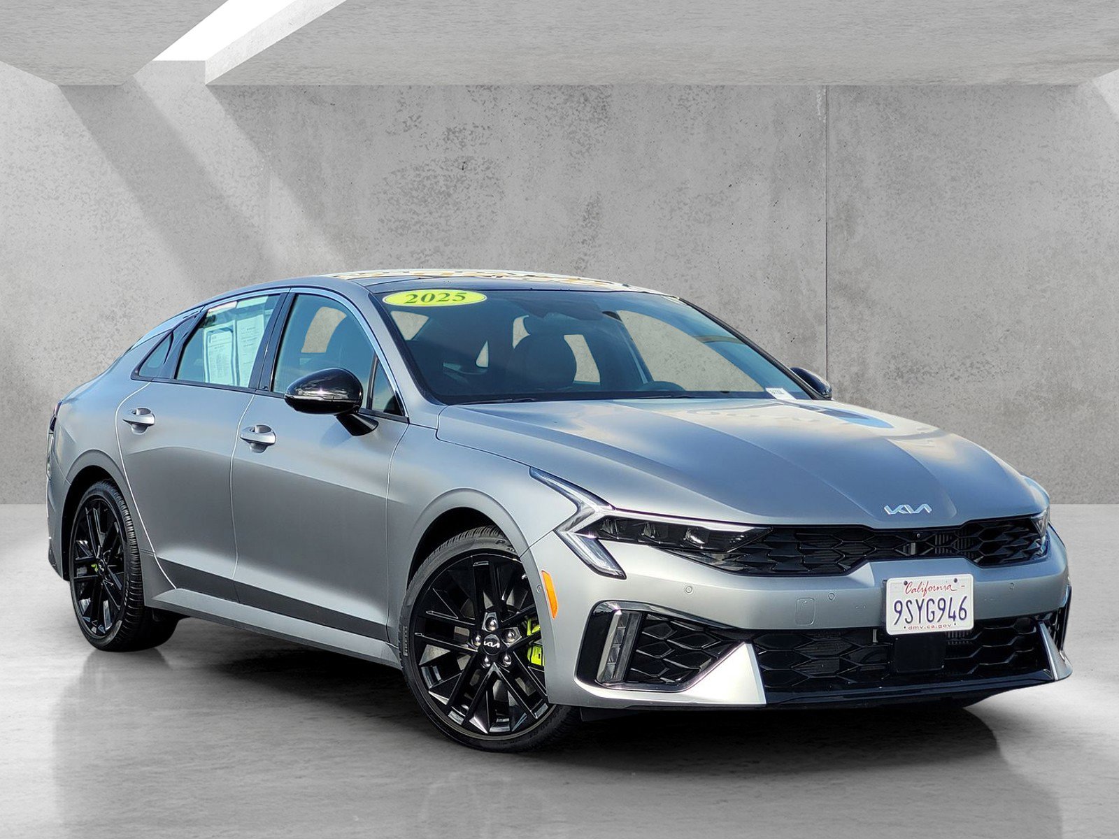 Used 2025 Kia K5 GT w/ GT1 Package FWD image 1