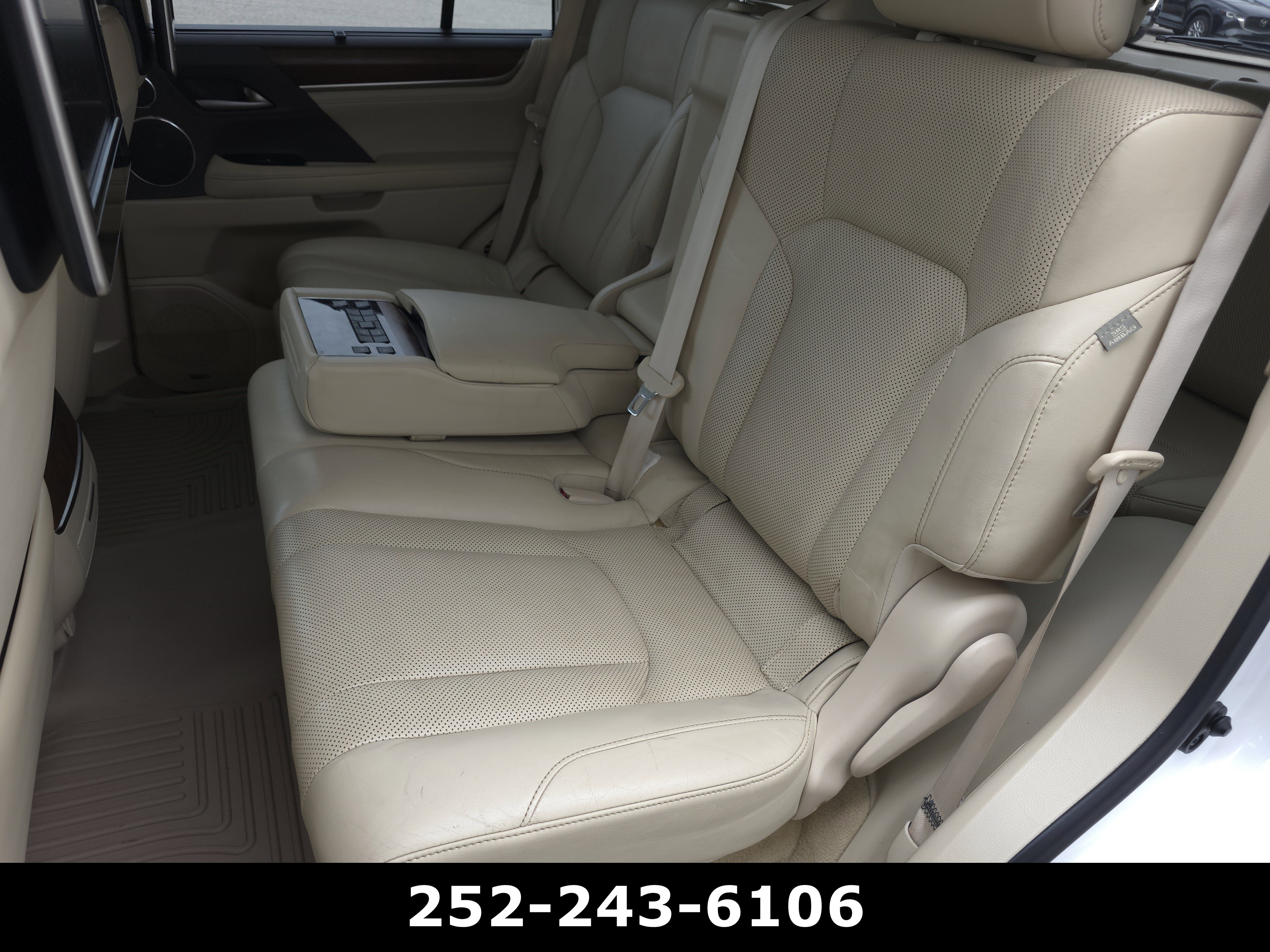 Used 2016 Lexus LX 570 4WD w/ Luxury Package image 37