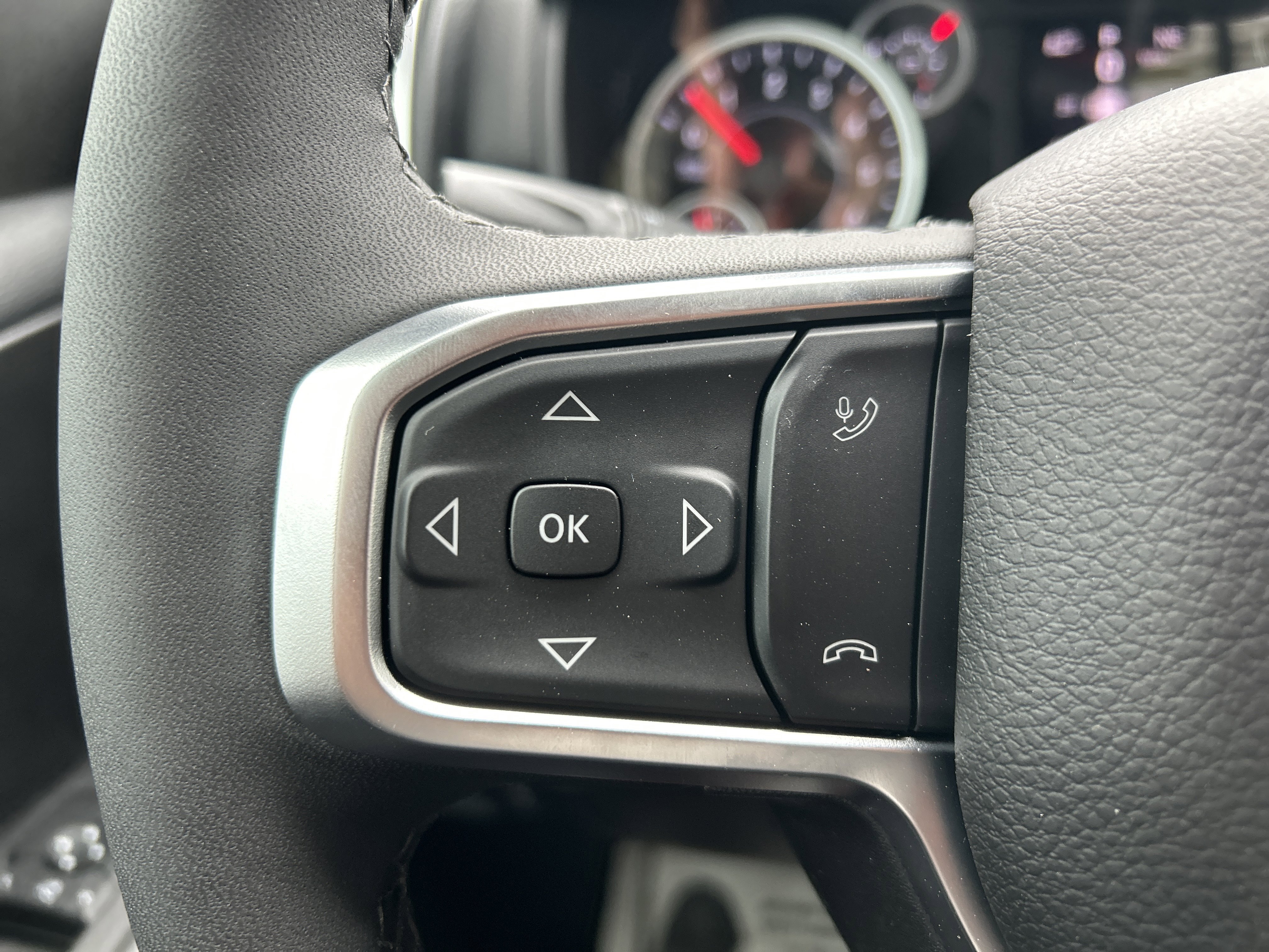 New 2026 RAM 1500 4x4 Crew Cab image 18