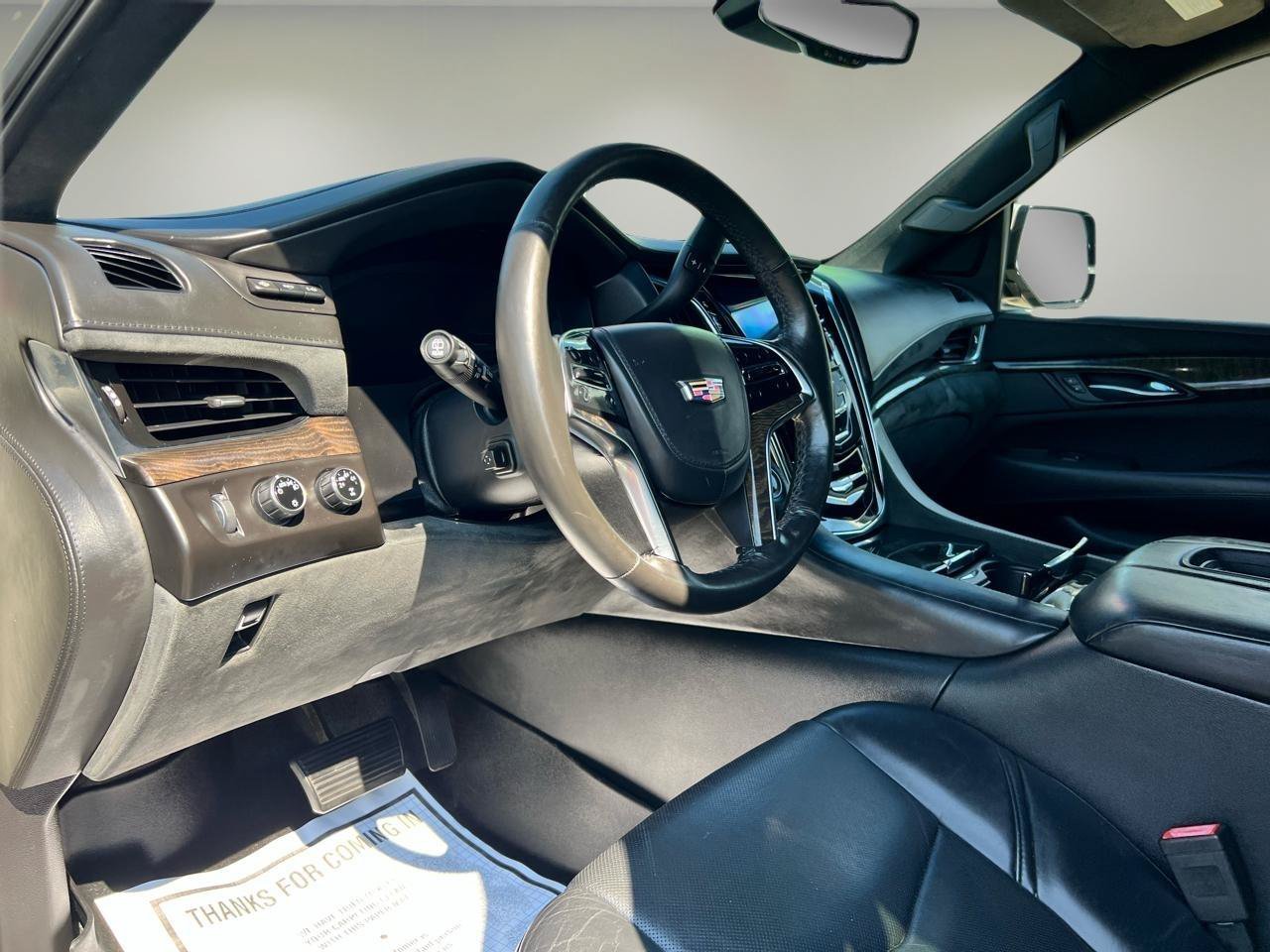 Used 2015 Cadillac Escalade Platinum AWD/4WD image 25