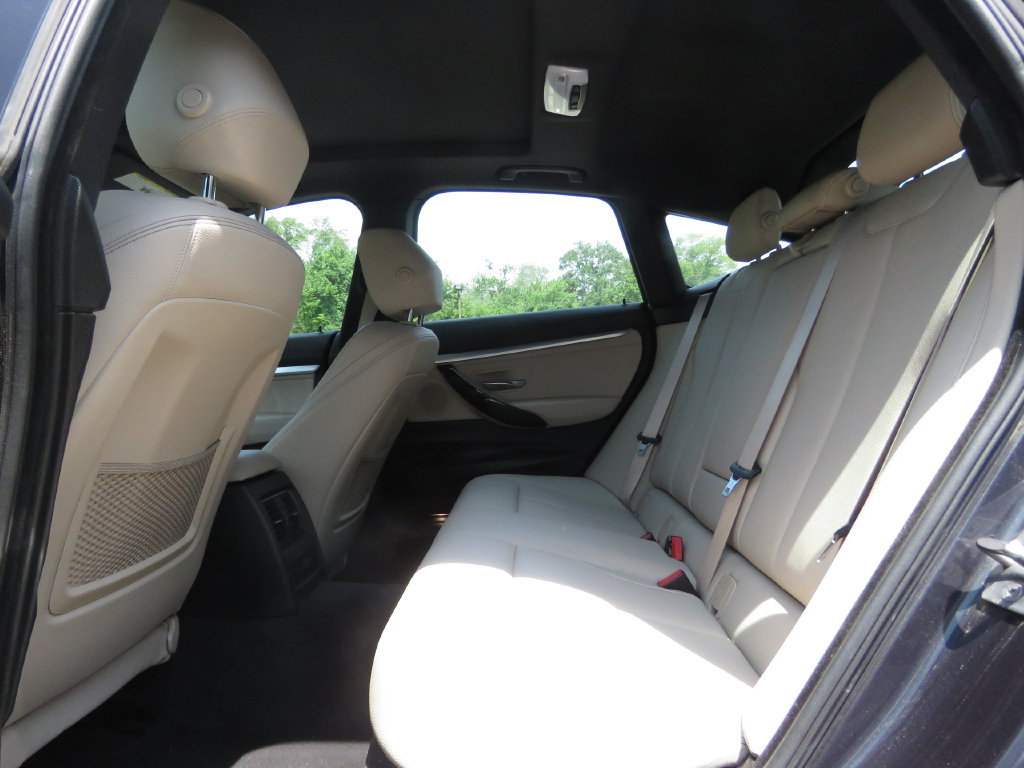 Used 2019 BMW 330i Gran Turismo xDrive w/ Convenience Package AWD/4WD image 20