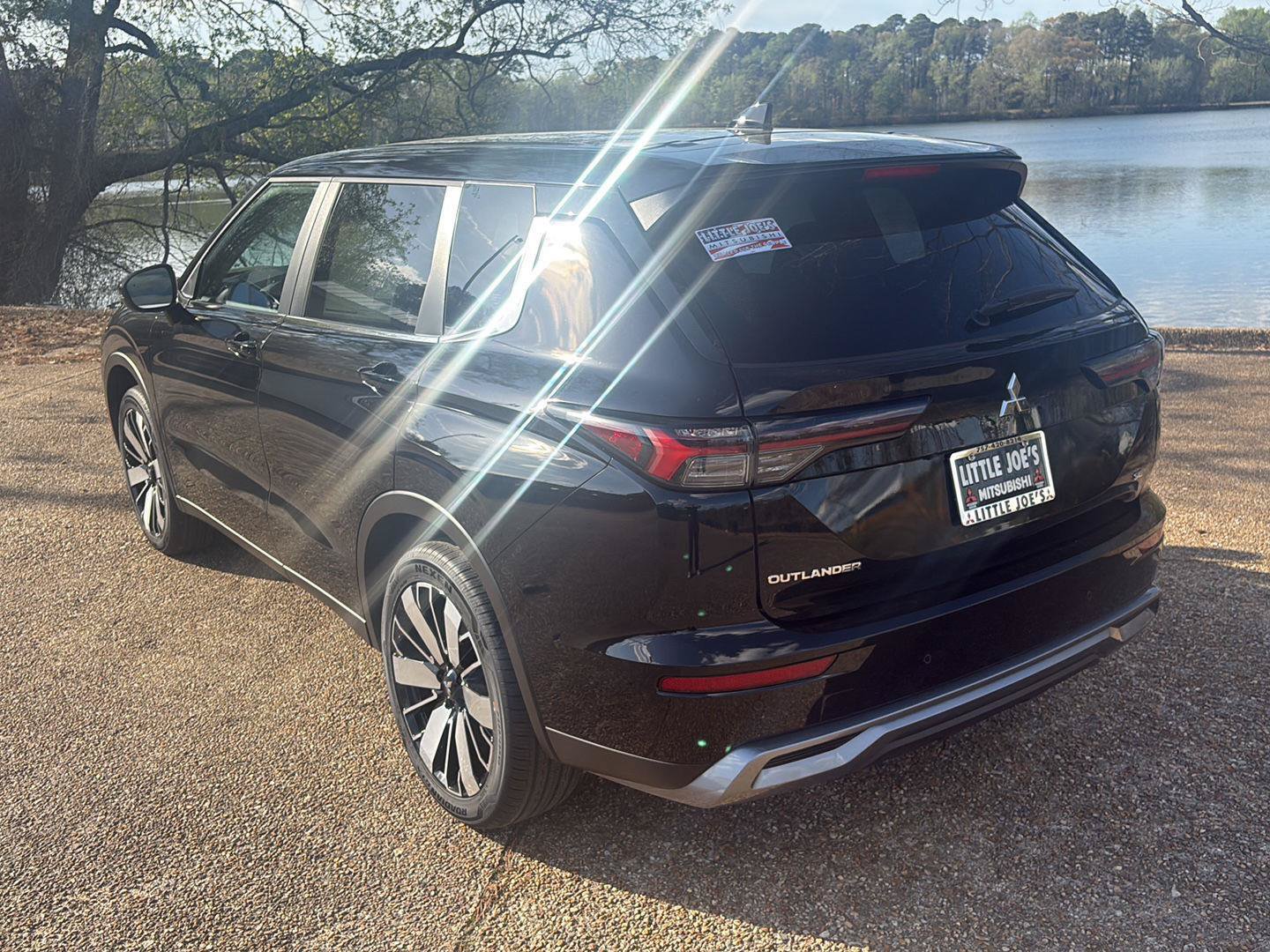 New 2026 Mitsubishi Outlander SE AWD/4WD image 9