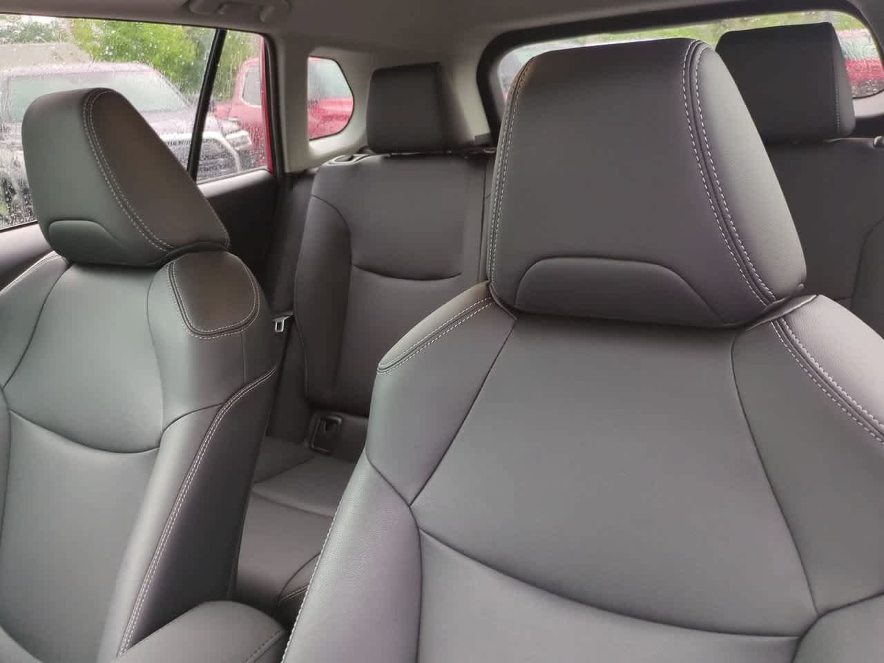 Certified 2023 Toyota Corolla Cross XLE w/ Convenience Package FWD image 8