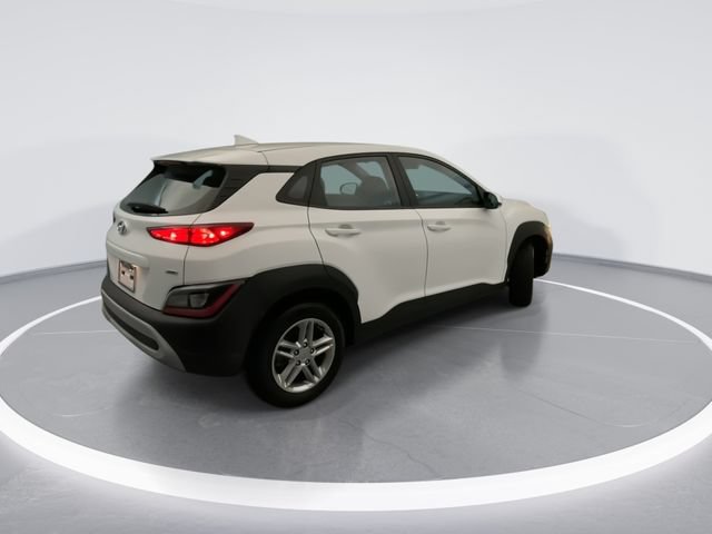 Used 2023 Hyundai Kona SE w/ Cargo Package AWD/4WD image 4