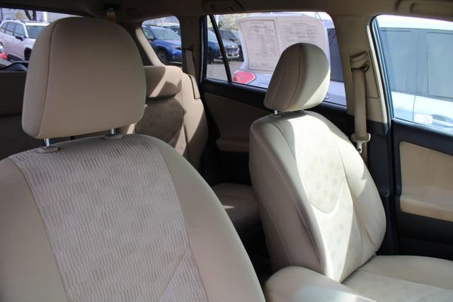 Used 2010 Toyota RAV4 2WD image 19
