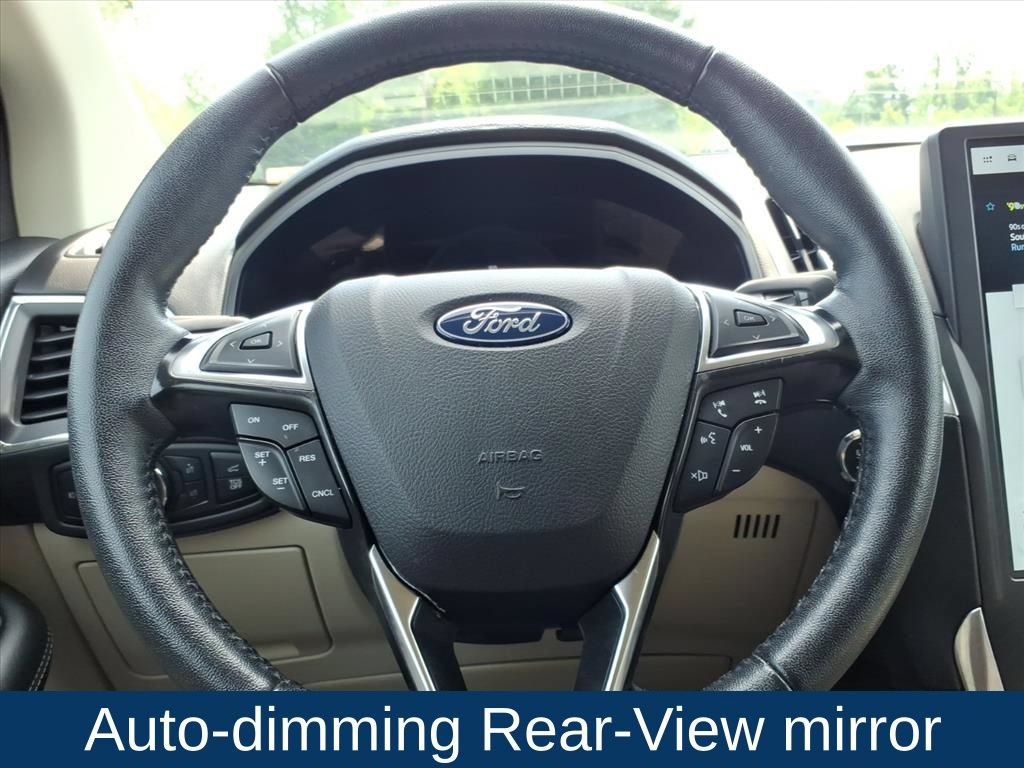 Used 2024 Ford Edge Titanium AWD/4WD image 12
