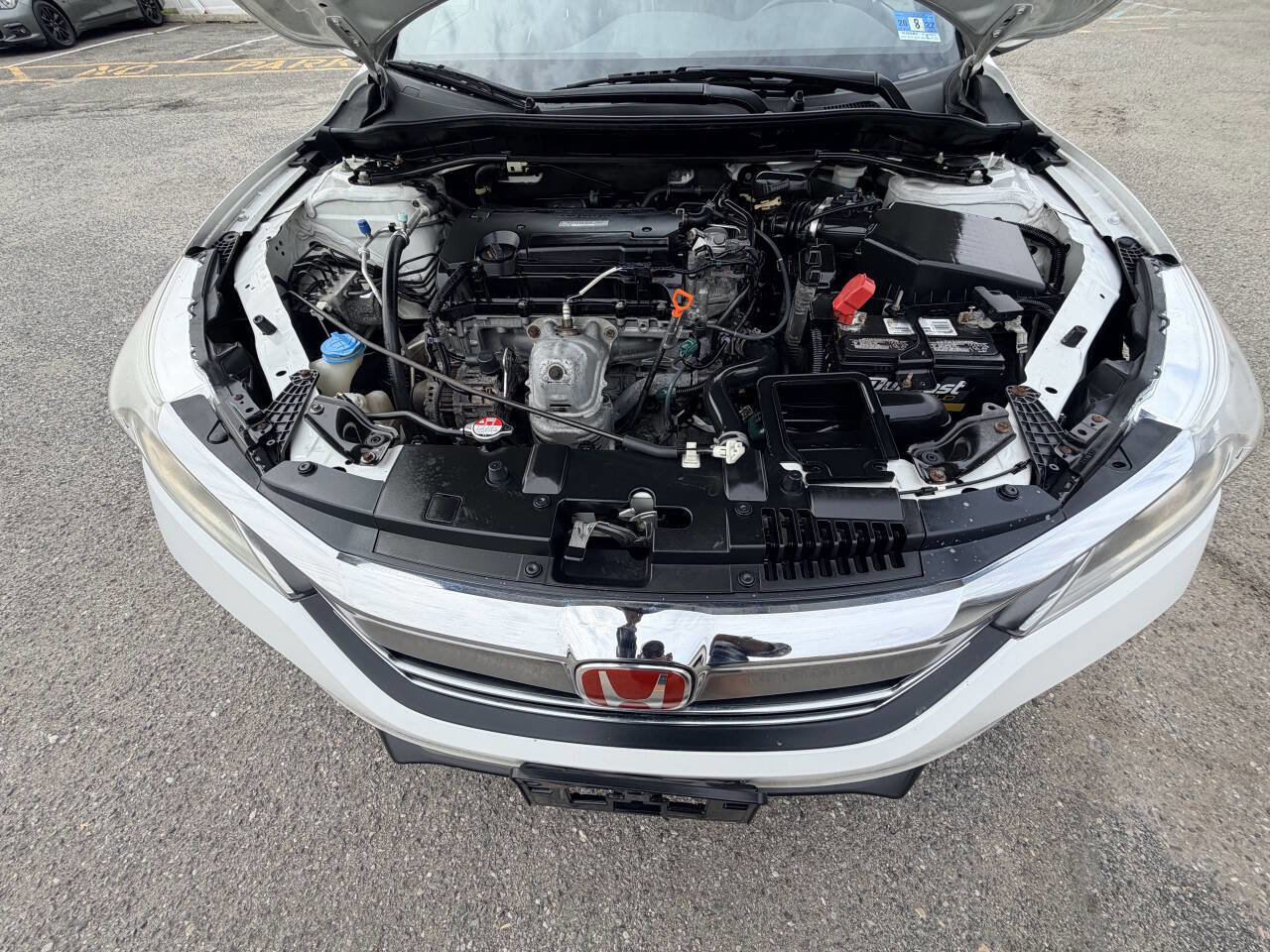 Used 2017 Honda Accord Sport image 30