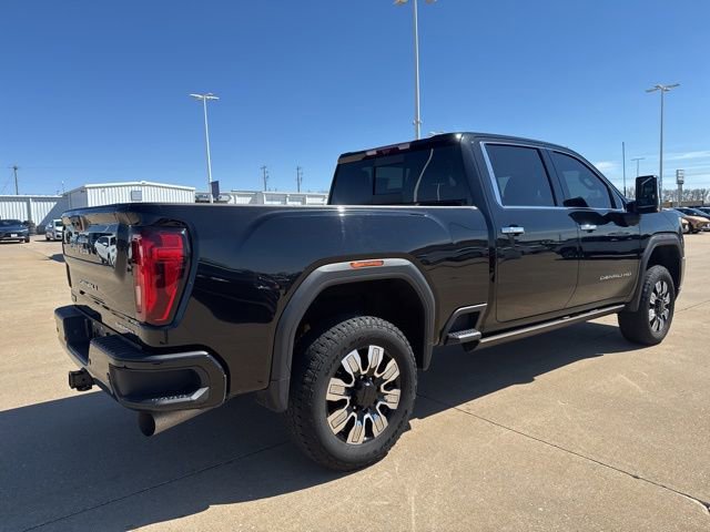 Used 2023 GMC Sierra 2500 Denali w/ Denali Black Diamond Edition image 3